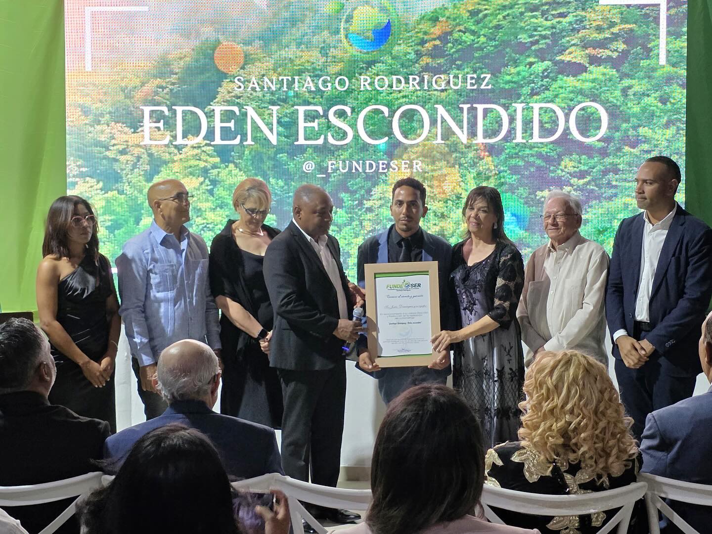 Premier Edén Escondido